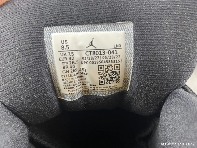 Kicked Out Shoe Store 12 Jordan Hyper Air Royal WMNS AO6068-004 0629